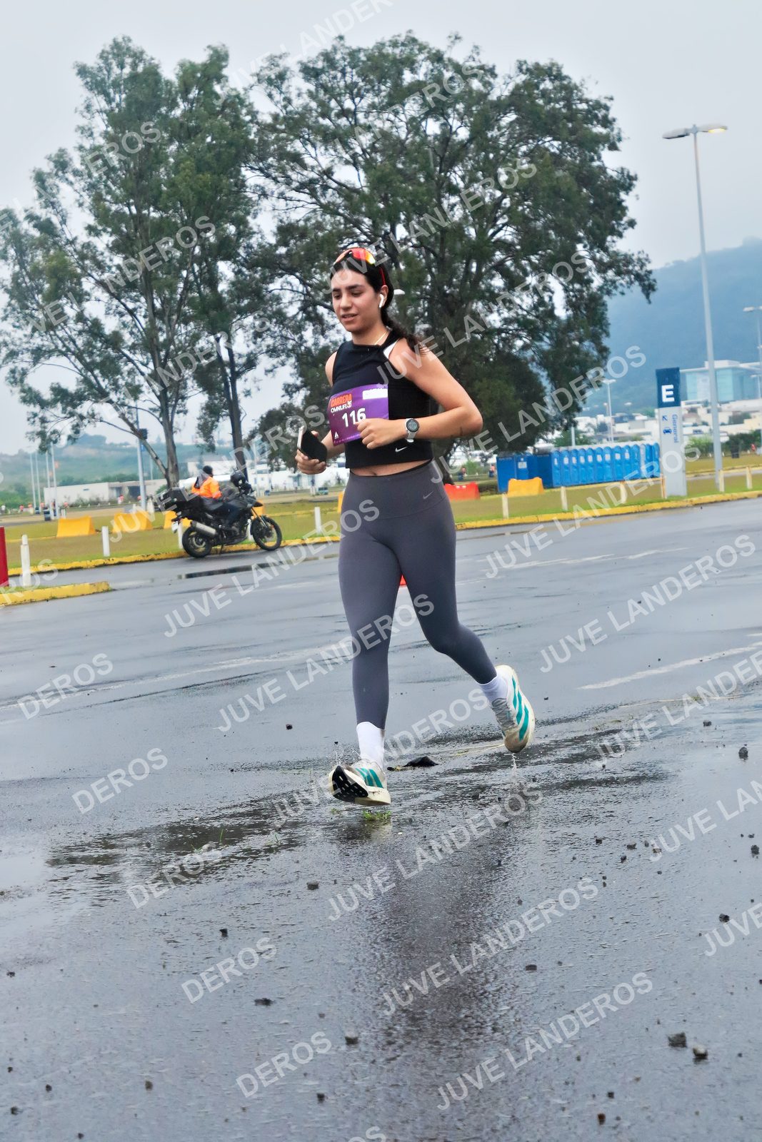 Foto de la CARRERA OMNILIFE GUADALAJARA en Estadio Akron, Zapopan a las 07:43 · dorsal 116
