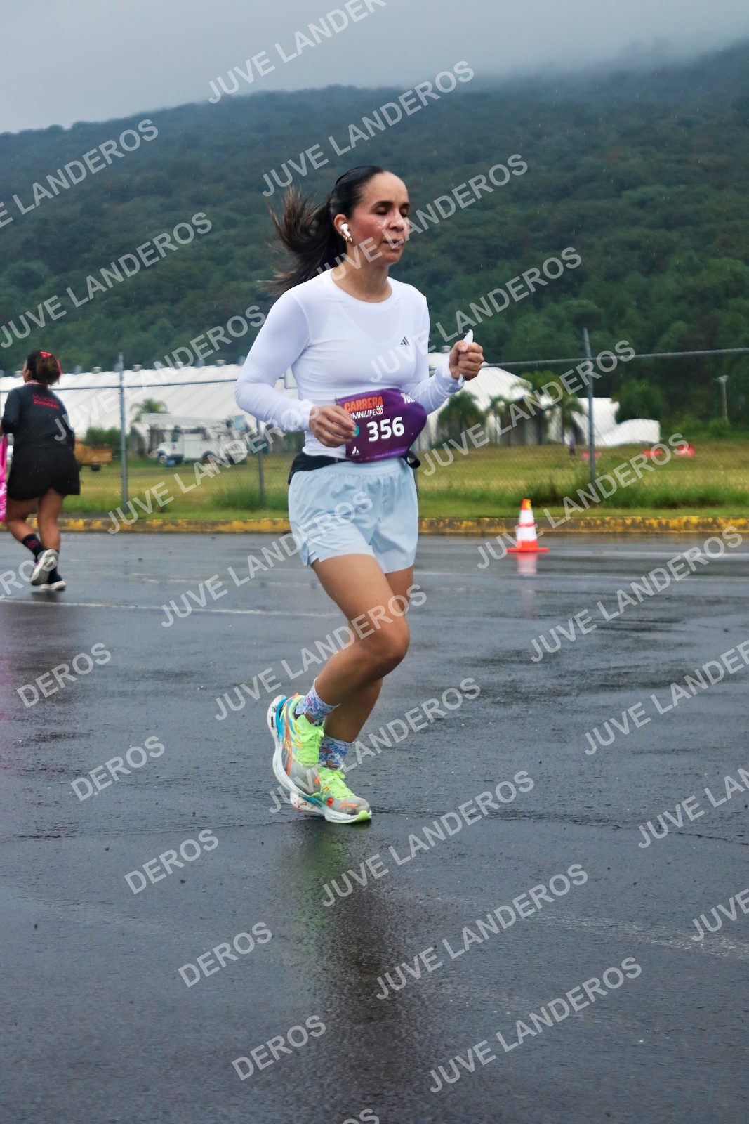 Foto de la CARRERA OMNILIFE GUADALAJARA en Estadio Akron, Zapopan a las 07:59 · dorsal 356