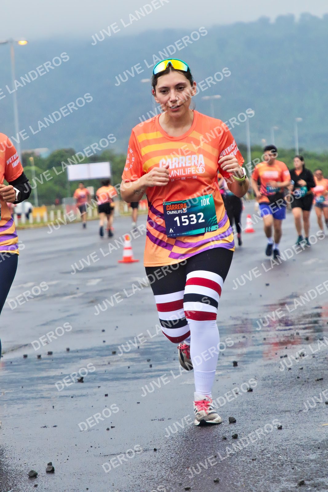 Foto de la CARRERA OMNILIFE GUADALAJARA en Estadio Akron, Zapopan a las 07:48 · dorsal 1532