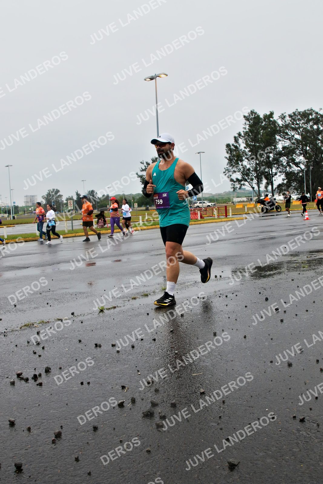 Foto de la CARRERA OMNILIFE GUADALAJARA en Estadio Akron, Zapopan a las 07:30 · dorsal 759