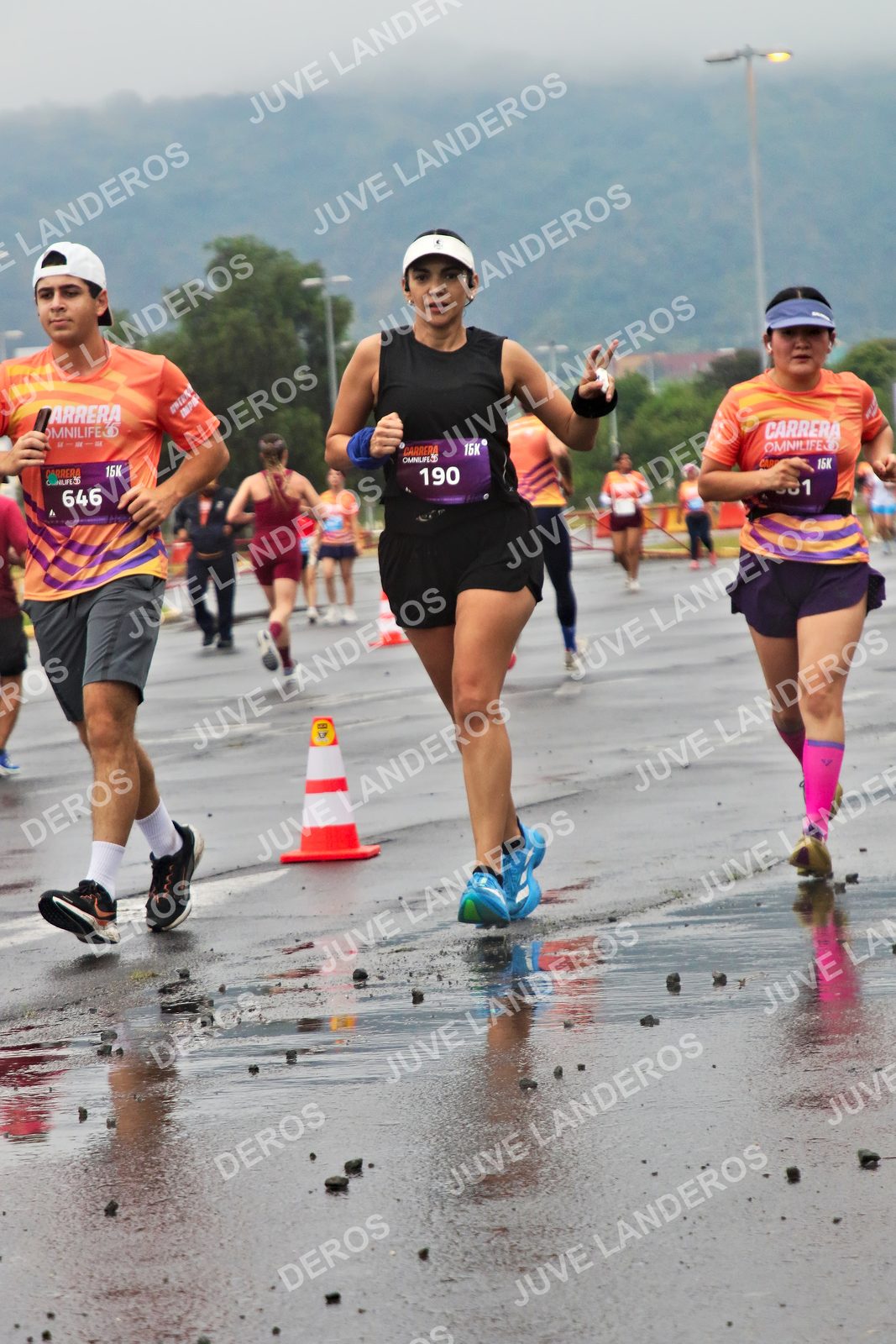 Foto de la CARRERA OMNILIFE GUADALAJARA en Estadio Akron, Zapopan a las 07:31 · dorsal 190, 646