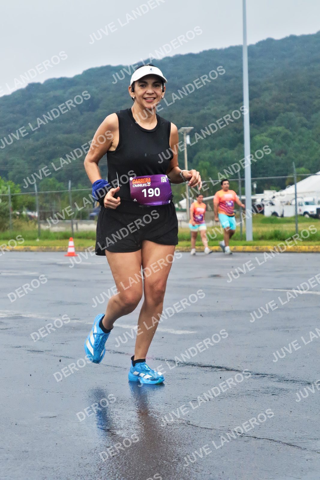 Foto de la CARRERA OMNILIFE GUADALAJARA en Estadio Akron, Zapopan a las 07:52 · dorsal 190