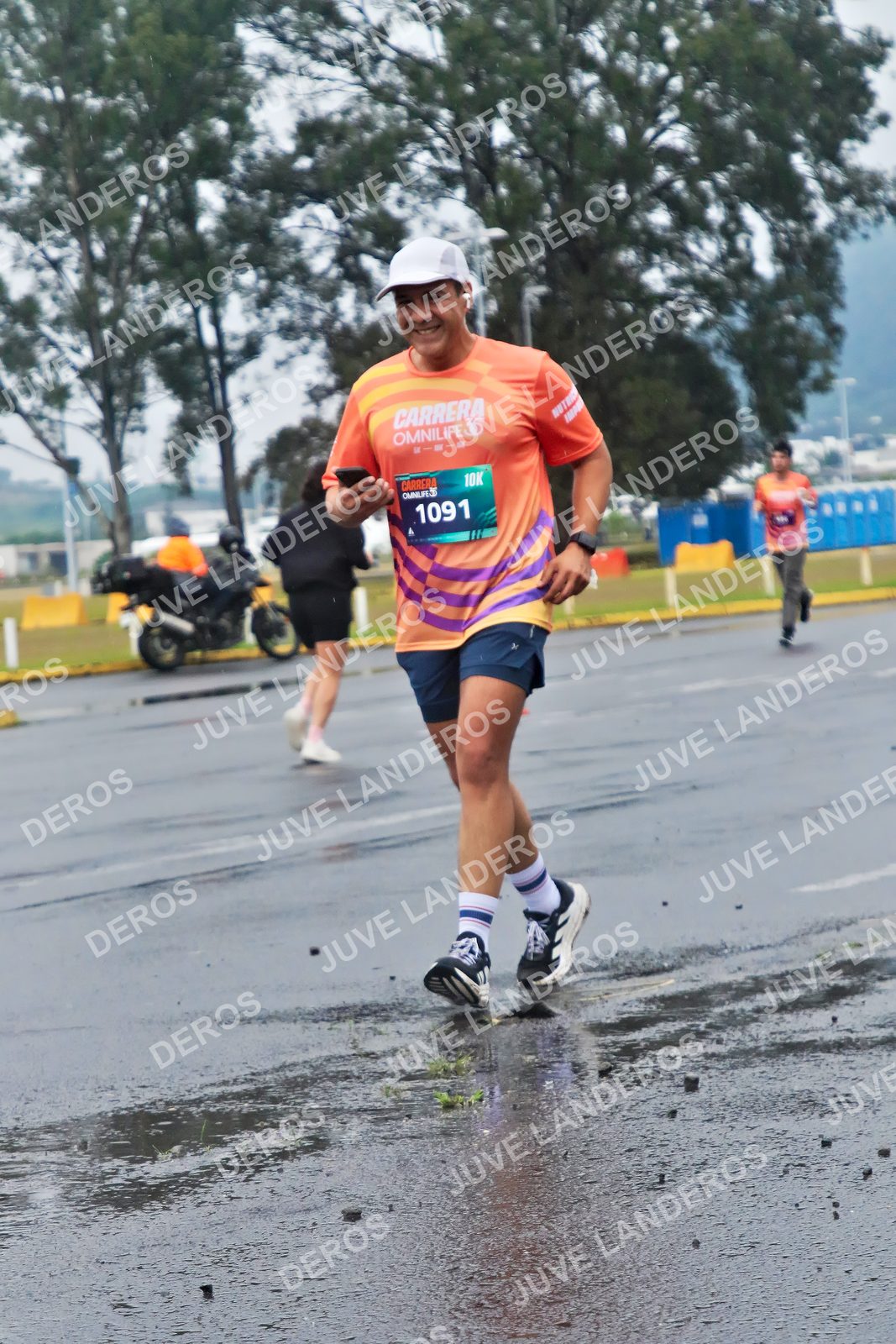 Foto de la CARRERA OMNILIFE GUADALAJARA en Estadio Akron, Zapopan a las 07:44 · dorsal 1091