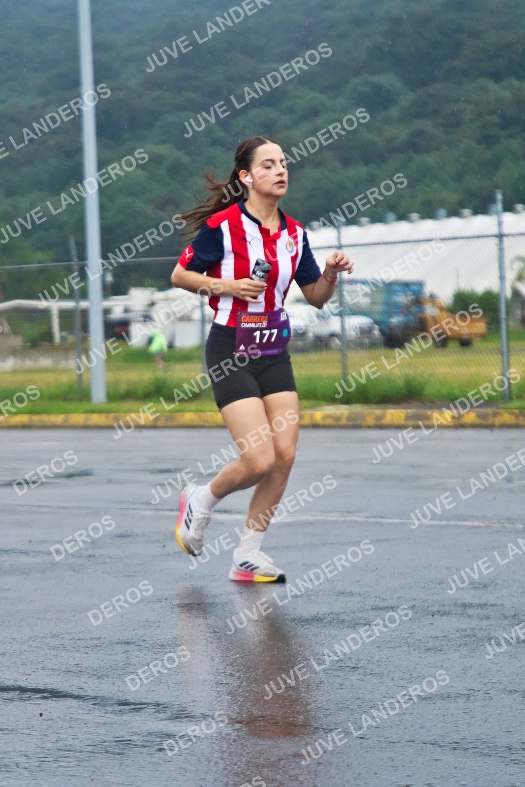 Foto de la CARRERA OMNILIFE GUADALAJARA en Estadio Akron, Zapopan a las 08:01 · dorsal 177