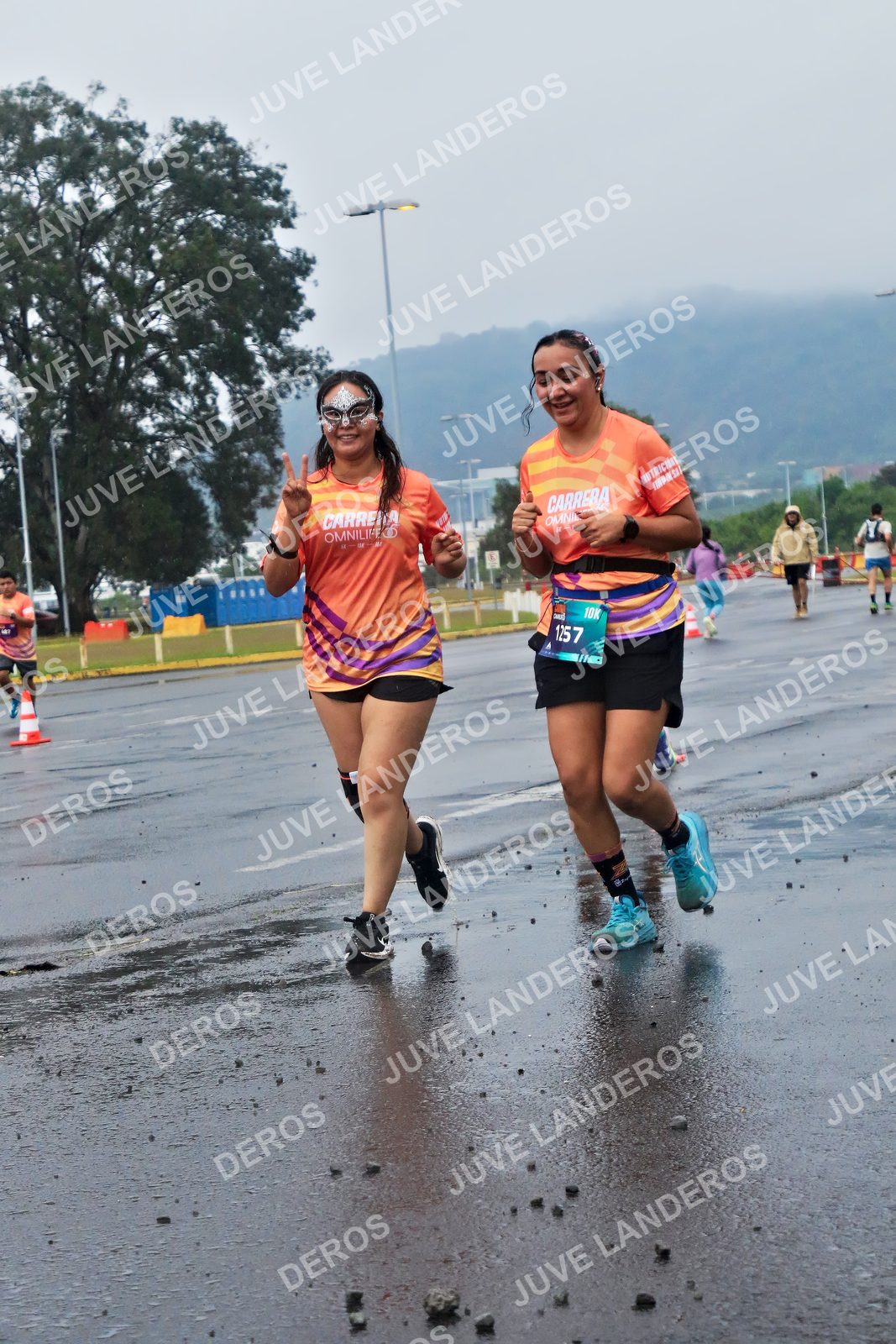 Foto de la CARRERA OMNILIFE GUADALAJARA en Estadio Akron, Zapopan a las 07:48 · dorsal 1257