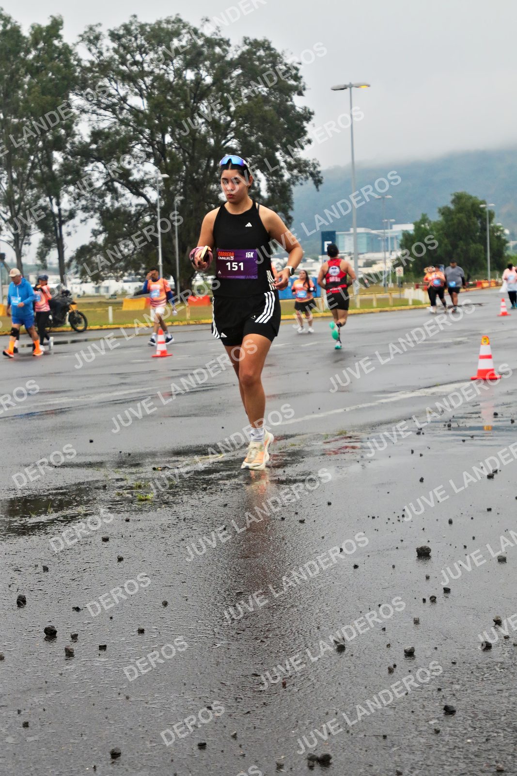 Foto de la CARRERA OMNILIFE GUADALAJARA en Estadio Akron, Zapopan a las 07:32 · dorsal 151