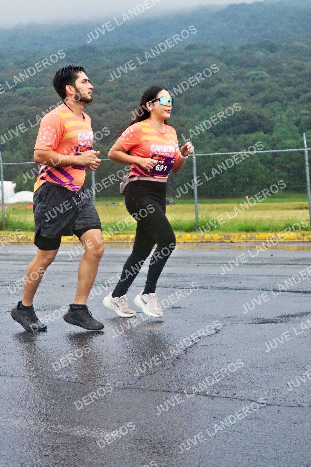 Foto de la CARRERA OMNILIFE GUADALAJARA en Estadio Akron, Zapopan a las 07:55 · dorsal 691