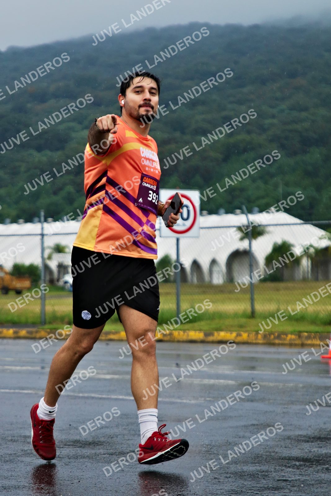 Foto de la CARRERA OMNILIFE GUADALAJARA en Estadio Akron, Zapopan a las 08:09 · dorsal 392