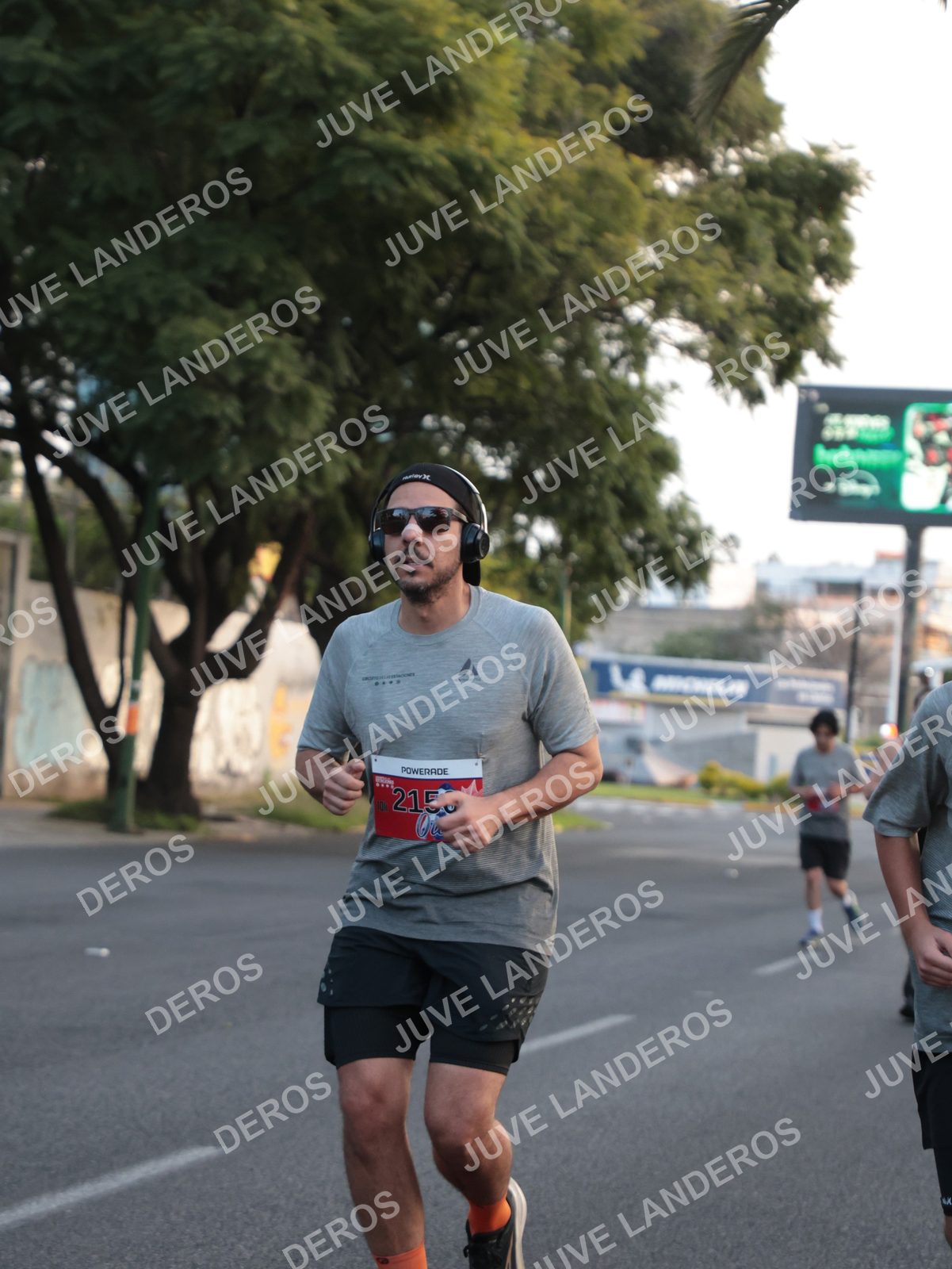 Foto del CIRCUITO DE LAS ESTACIONES OTOÑO GUADALAJARA en frente a Expo Guadalajara, Av. Mariano Otero 1499 a las 07:21 · dorsal 215