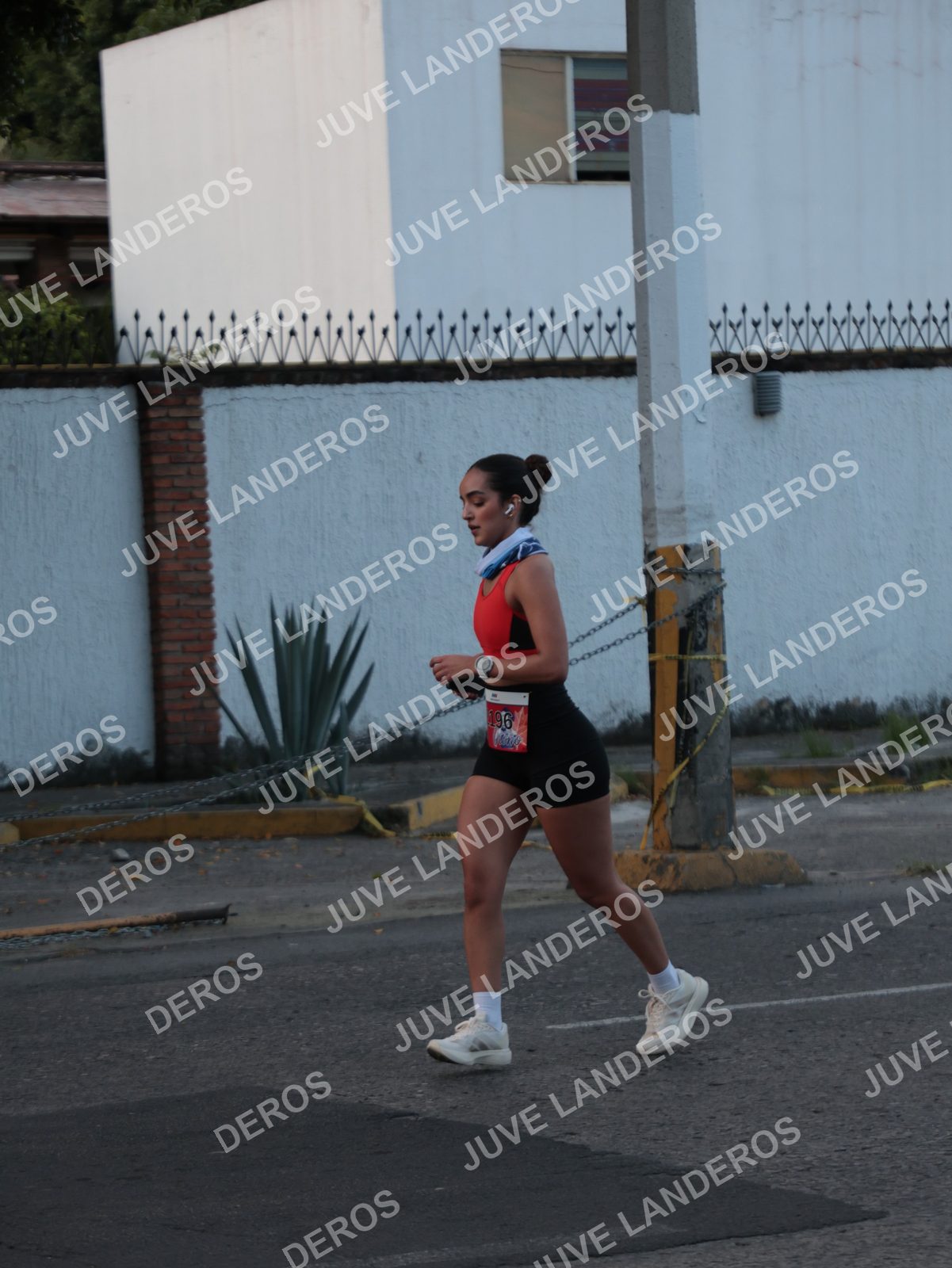 Foto del CIRCUITO DE LAS ESTACIONES OTOÑO GUADALAJARA en frente a Expo Guadalajara, Av. Mariano Otero 1499 a las 07:38 · dorsal 196