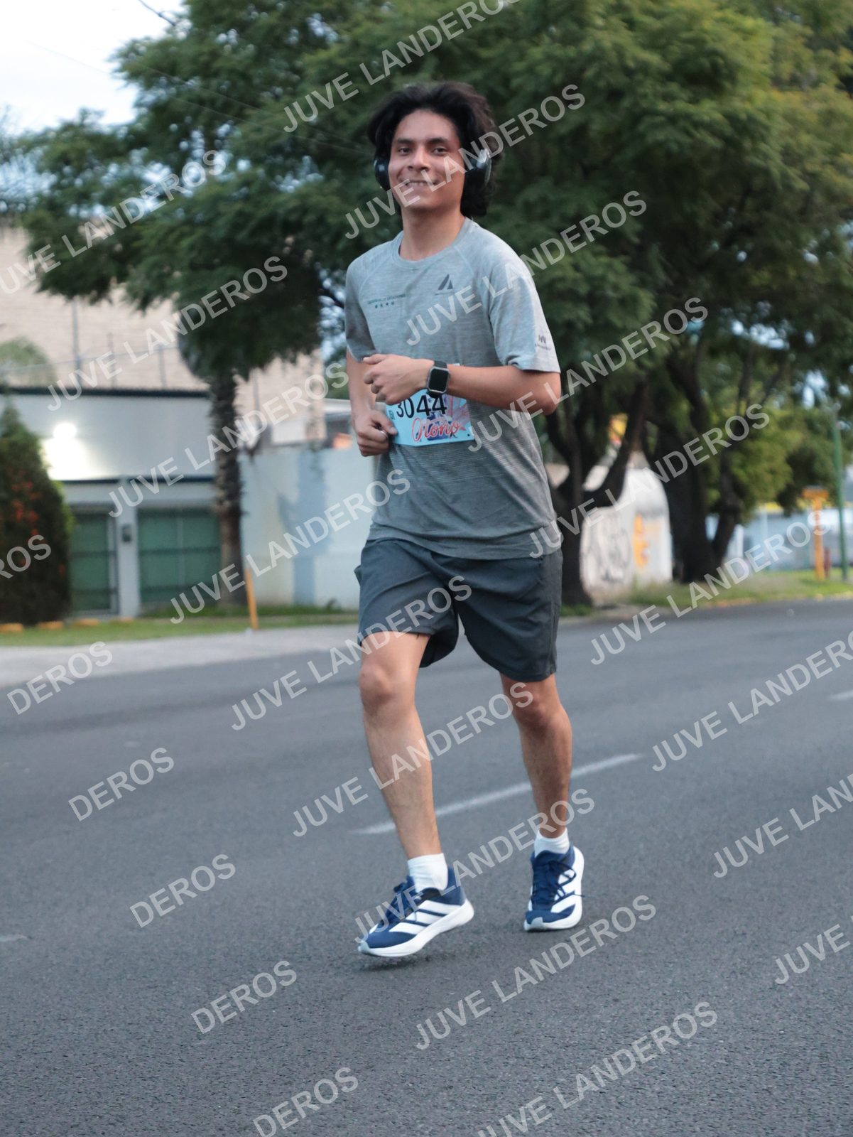 Foto del CIRCUITO DE LAS ESTACIONES OTOÑO GUADALAJARA en frente a Expo Guadalajara, Av. Mariano Otero 1499 a las 07:04 · dorsal 3044