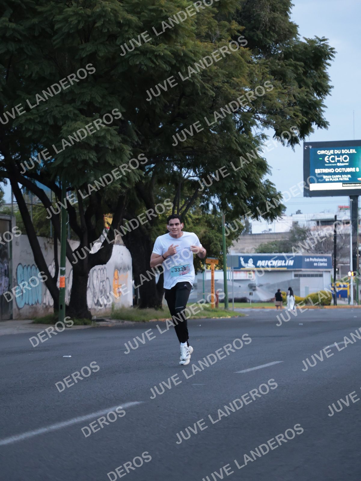 Foto del CIRCUITO DE LAS ESTACIONES OTOÑO GUADALAJARA en frente a Expo Guadalajara, Av. Mariano Otero 1499 a las 06:58 · dorsal 3336