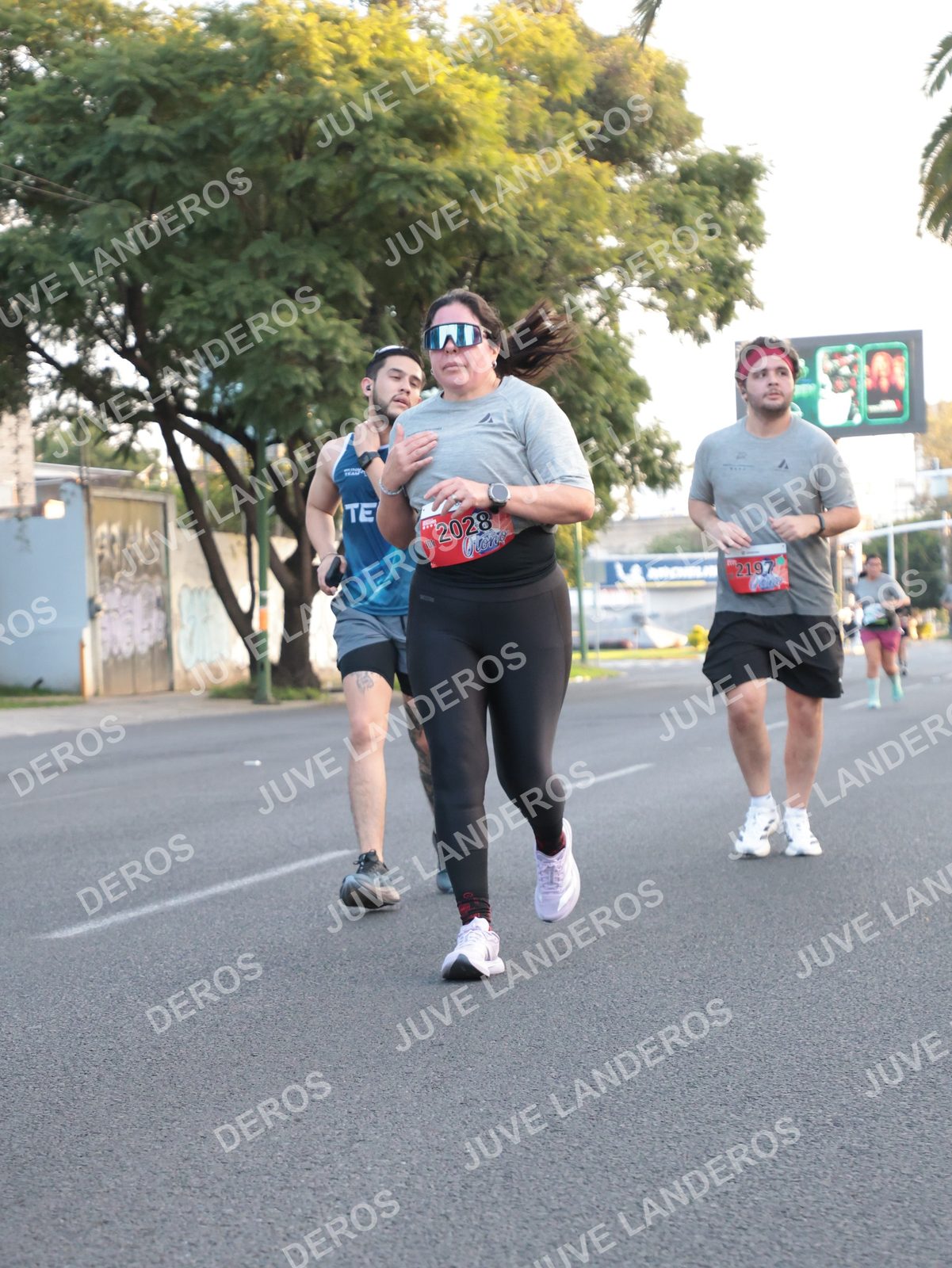 Foto del CIRCUITO DE LAS ESTACIONES OTOÑO GUADALAJARA en frente a Expo Guadalajara, Av. Mariano Otero 1499 a las 07:23 · dorsal 2028, 2197