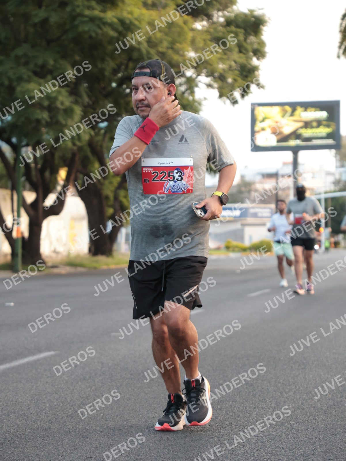 Foto del CIRCUITO DE LAS ESTACIONES OTOÑO GUADALAJARA en frente a Expo Guadalajara, Av. Mariano Otero 1499 a las 07:20 · dorsal 2253