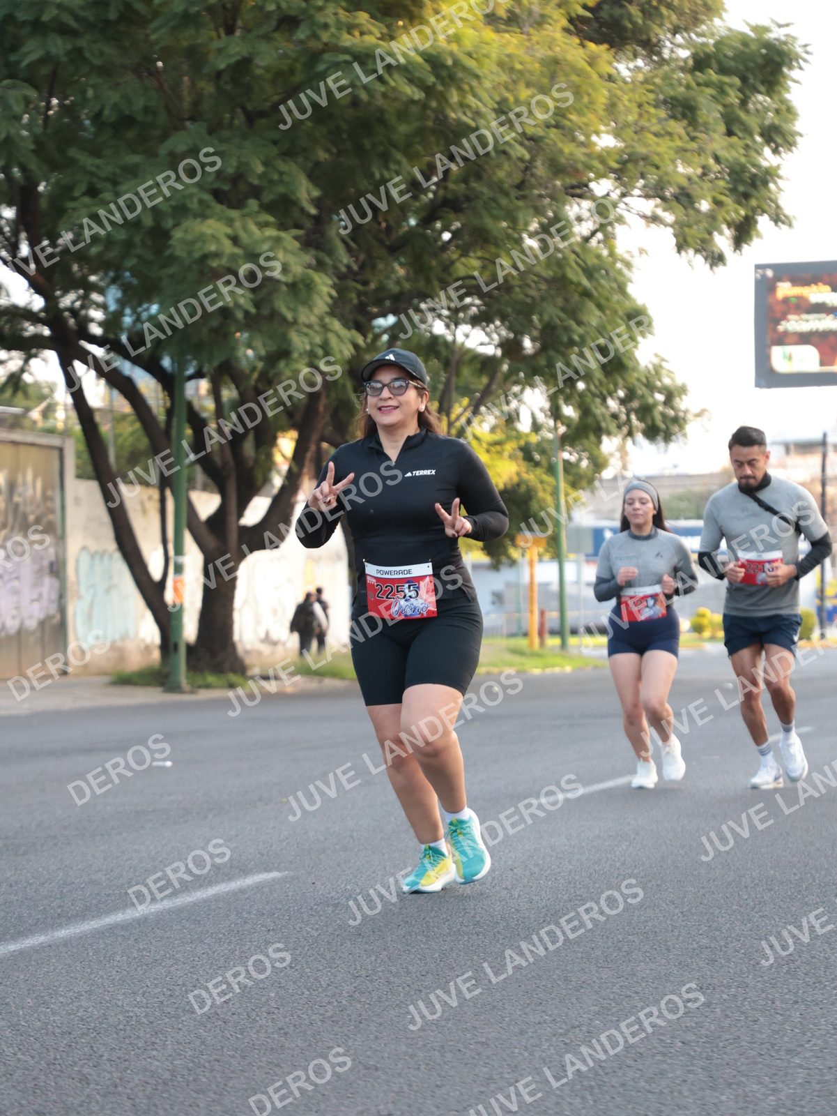 Foto del CIRCUITO DE LAS ESTACIONES OTOÑO GUADALAJARA en frente a Expo Guadalajara, Av. Mariano Otero 1499 a las 07:24 · dorsal 2255