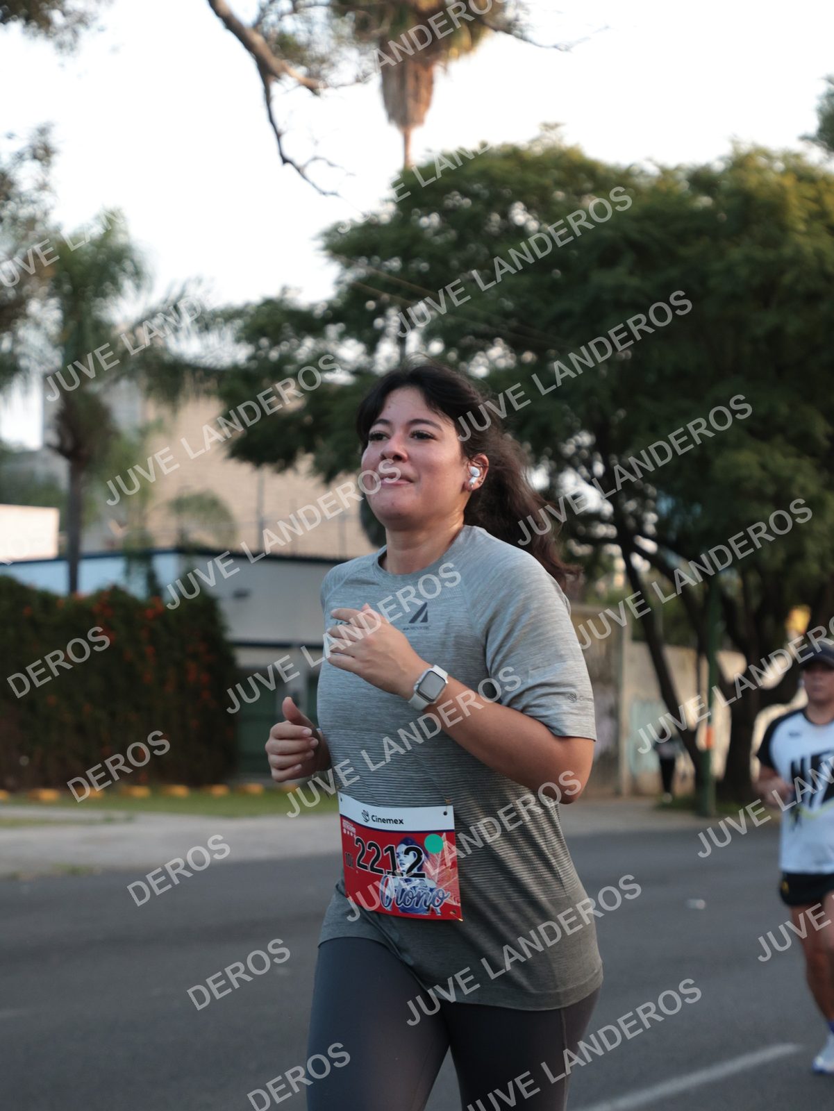 Foto del CIRCUITO DE LAS ESTACIONES OTOÑO GUADALAJARA en frente a Expo Guadalajara, Av. Mariano Otero 1499 a las 07:21 · dorsal 2212