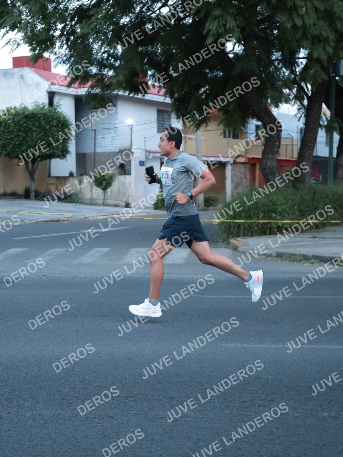 Foto del CIRCUITO DE LAS ESTACIONES OTOÑO GUADALAJARA en frente a Expo Guadalajara, Av. Mariano Otero 1499 a las 06:56