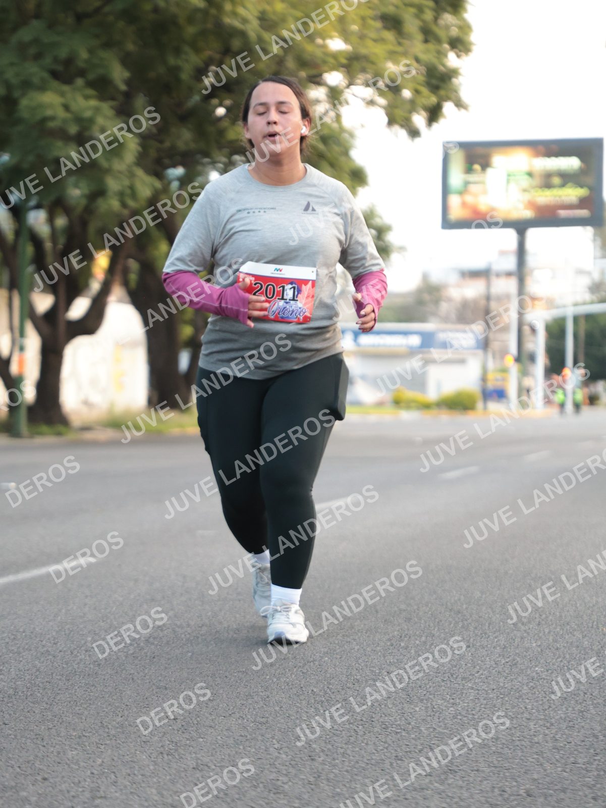 Foto del CIRCUITO DE LAS ESTACIONES OTOÑO GUADALAJARA en frente a Expo Guadalajara, Av. Mariano Otero 1499 a las 07:31 · dorsal 2011