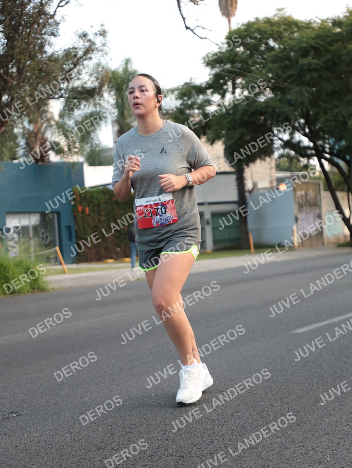 Foto del CIRCUITO DE LAS ESTACIONES OTOÑO GUADALAJARA en frente a Expo Guadalajara, Av. Mariano Otero 1499 a las 07:27 · dorsal 2170