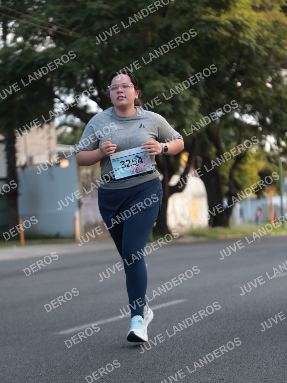 Foto del CIRCUITO DE LAS ESTACIONES OTOÑO GUADALAJARA en frente a Expo Guadalajara, Av. Mariano Otero 1499 a las 07:27 · dorsal 3254