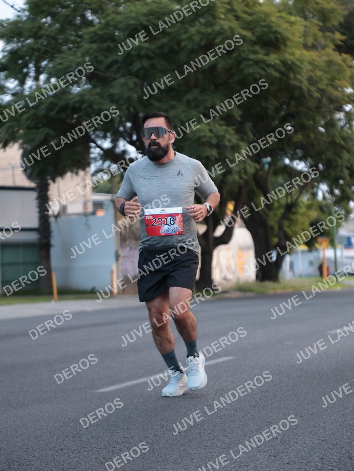 Foto del CIRCUITO DE LAS ESTACIONES OTOÑO GUADALAJARA en frente a Expo Guadalajara, Av. Mariano Otero 1499 a las 07:13 · dorsal 2316