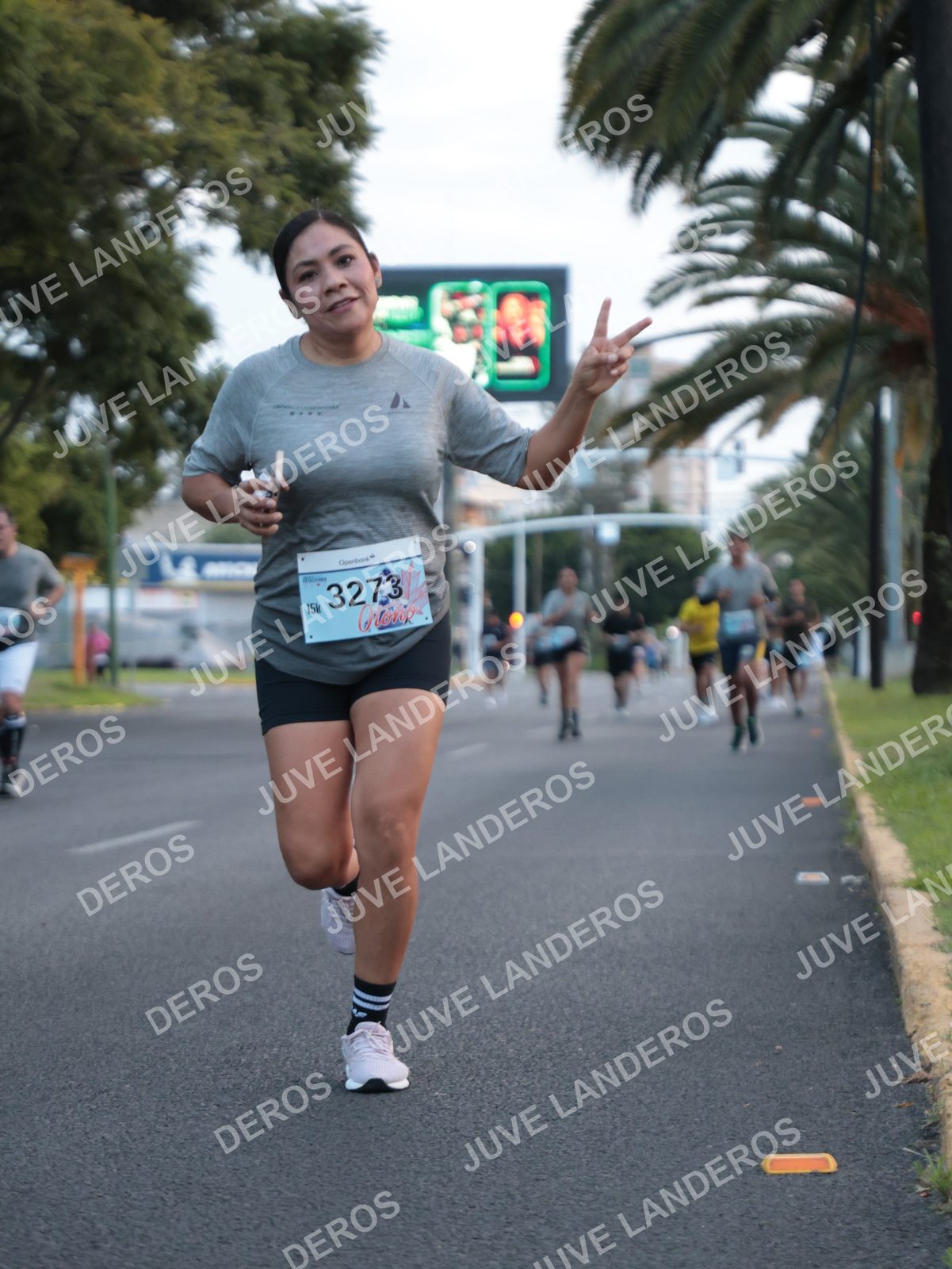 Foto del CIRCUITO DE LAS ESTACIONES OTOÑO GUADALAJARA en frente a Expo Guadalajara, Av. Mariano Otero 1499 a las 07:11 · dorsal 3273