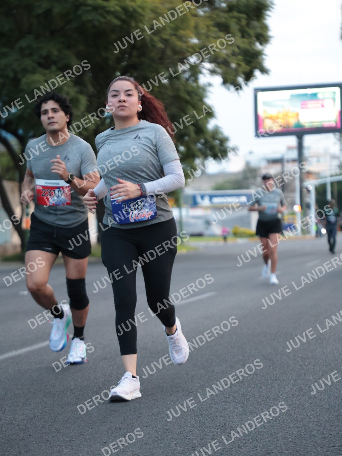 Foto del CIRCUITO DE LAS ESTACIONES OTOÑO GUADALAJARA en frente a Expo Guadalajara, Av. Mariano Otero 1499 a las 07:10 · dorsal 138, 2310