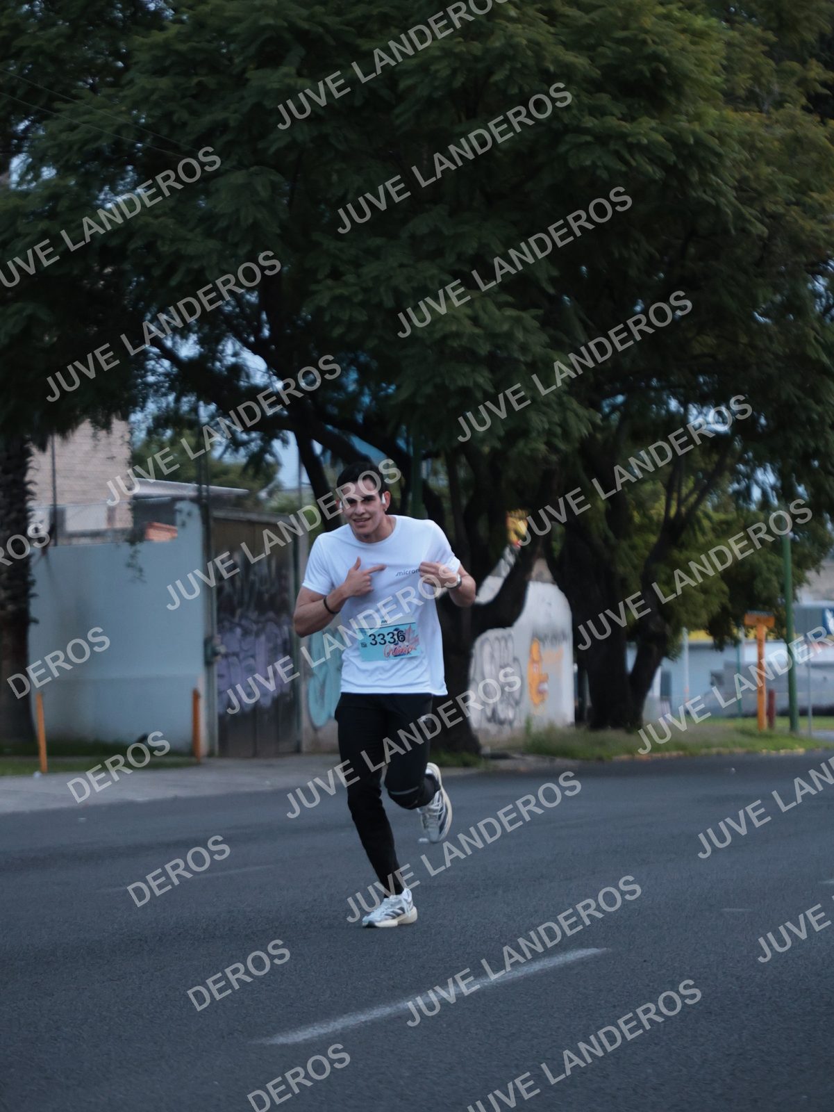 Foto del CIRCUITO DE LAS ESTACIONES OTOÑO GUADALAJARA en frente a Expo Guadalajara, Av. Mariano Otero 1499 a las 06:58 · dorsal 3336