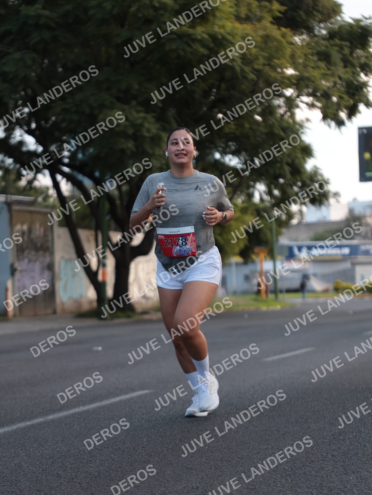 Foto del CIRCUITO DE LAS ESTACIONES OTOÑO GUADALAJARA en frente a Expo Guadalajara, Av. Mariano Otero 1499 a las 07:29 · dorsal 2178