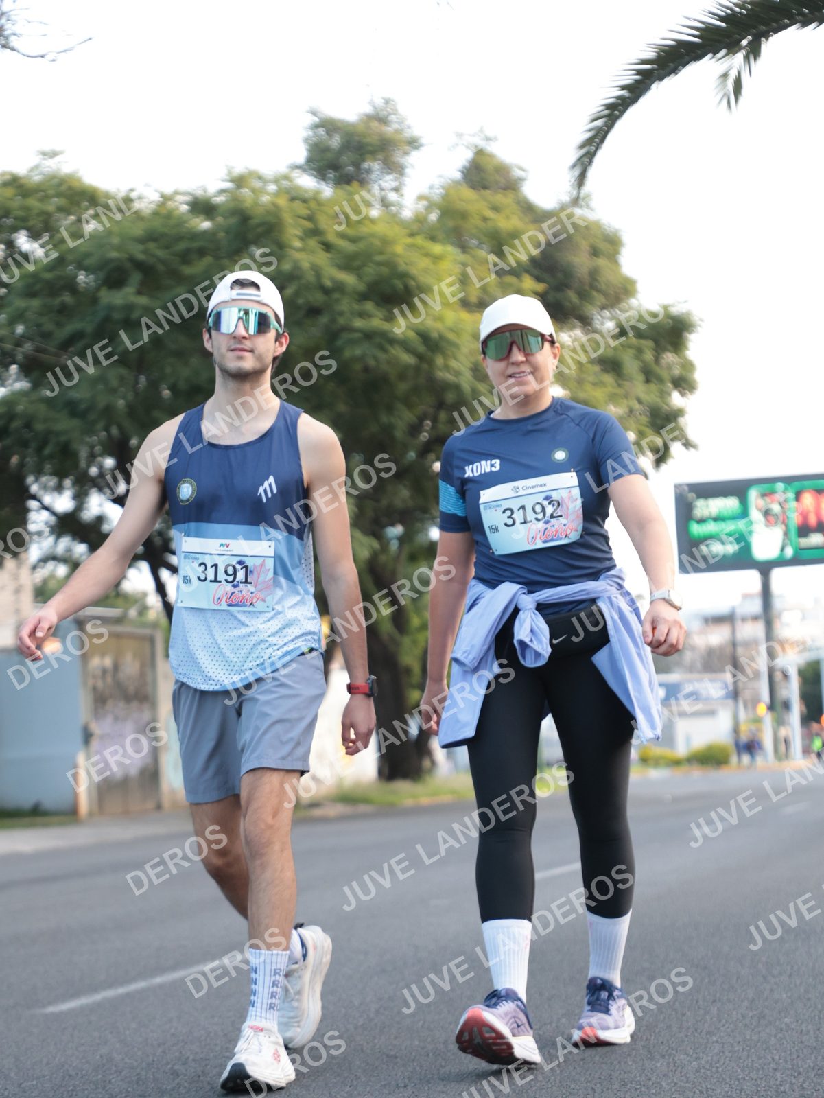 Foto del CIRCUITO DE LAS ESTACIONES OTOÑO GUADALAJARA en frente a Expo Guadalajara, Av. Mariano Otero 1499 a las 07:29 · dorsal 3192, 3191, 111