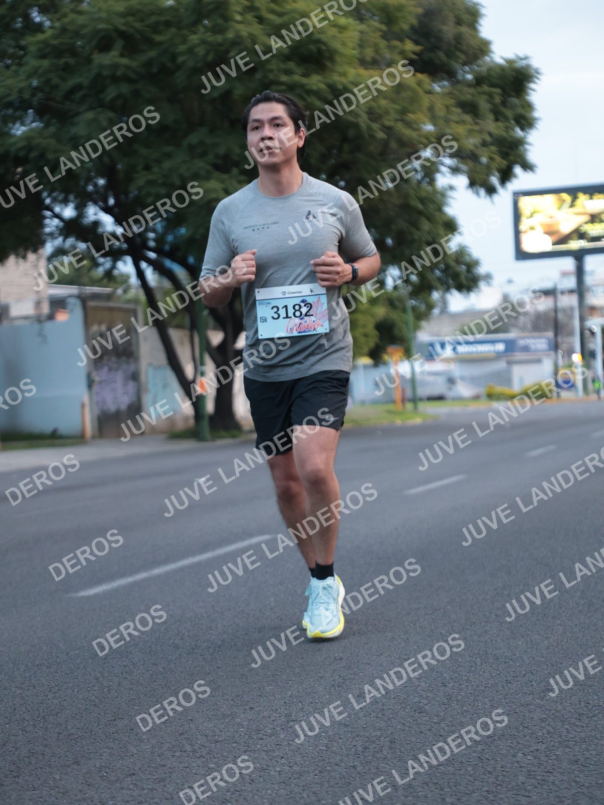 Foto del CIRCUITO DE LAS ESTACIONES OTOÑO GUADALAJARA en frente a Expo Guadalajara, Av. Mariano Otero 1499 a las 07:05 · dorsal 3182