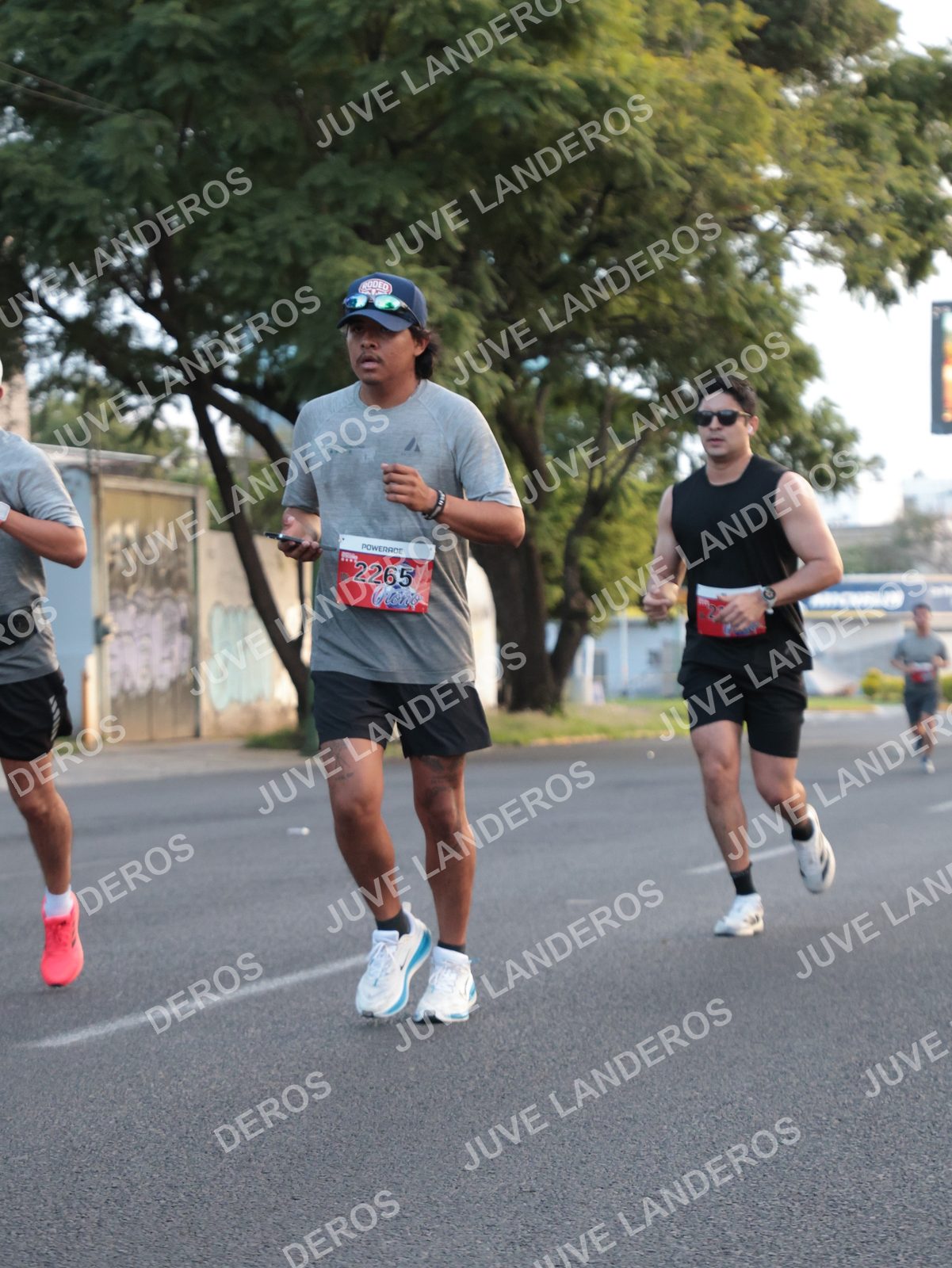 Foto del CIRCUITO DE LAS ESTACIONES OTOÑO GUADALAJARA en frente a Expo Guadalajara, Av. Mariano Otero 1499 a las 07:18 · dorsal 2265