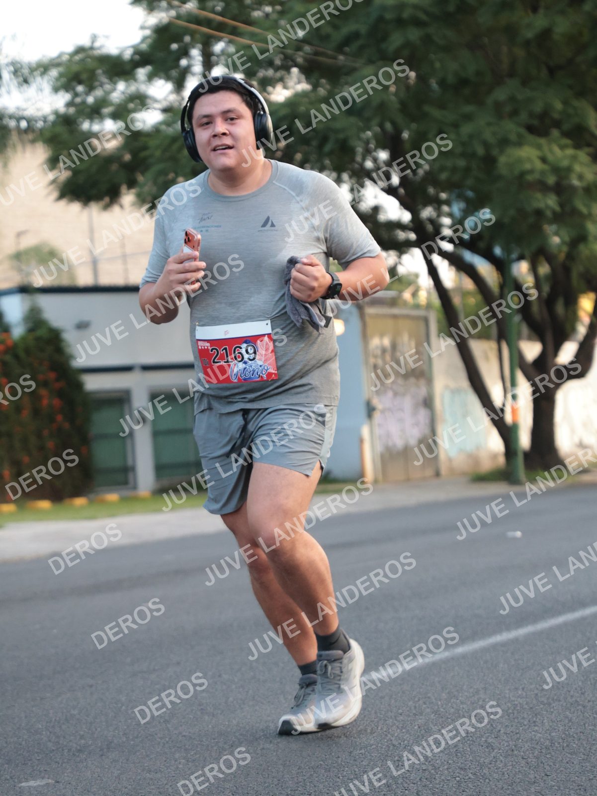 Foto del CIRCUITO DE LAS ESTACIONES OTOÑO GUADALAJARA en frente a Expo Guadalajara, Av. Mariano Otero 1499 a las 07:23 · dorsal 2169