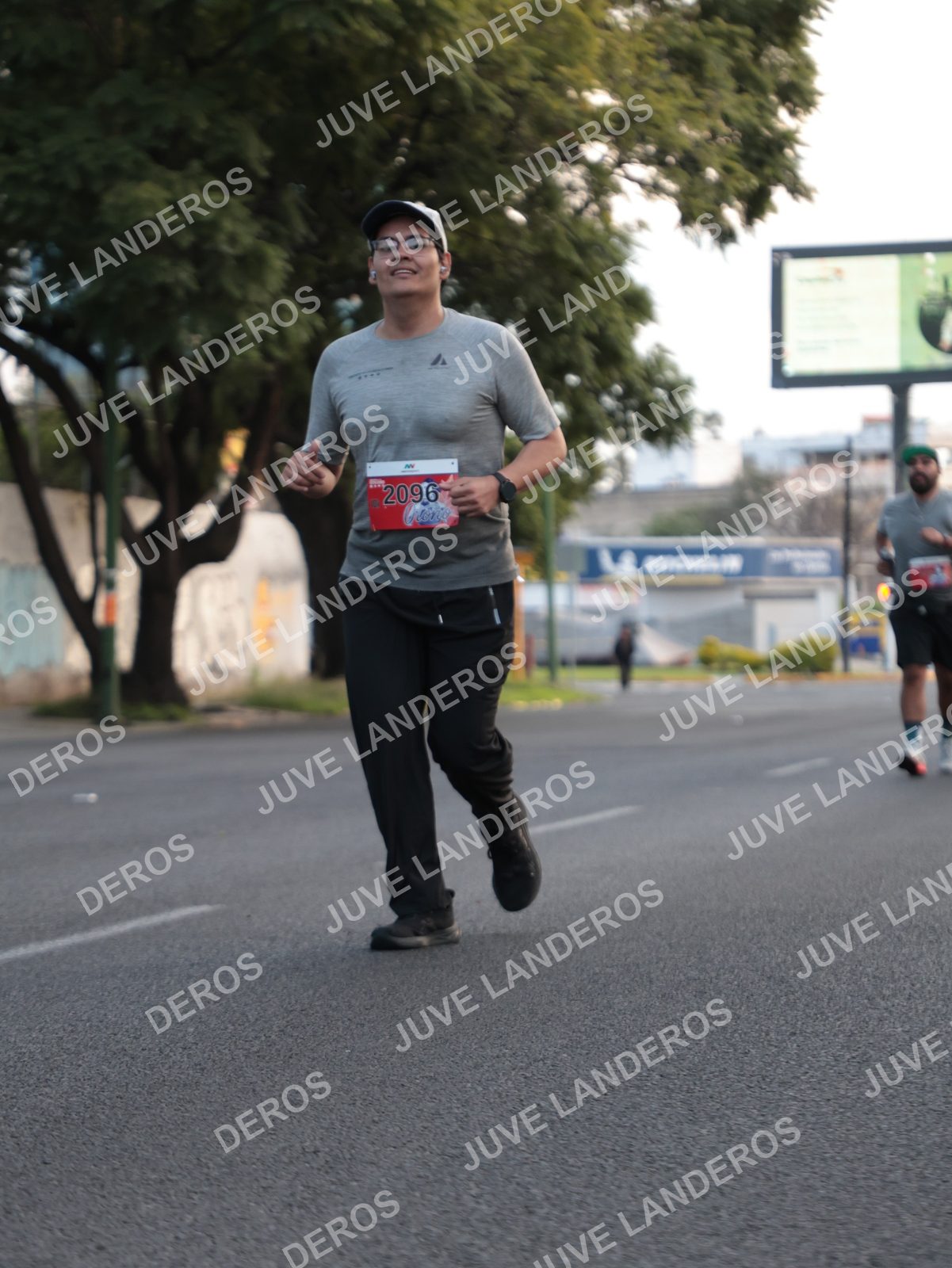 Foto del CIRCUITO DE LAS ESTACIONES OTOÑO GUADALAJARA en frente a Expo Guadalajara, Av. Mariano Otero 1499 a las 07:30 · dorsal 2096