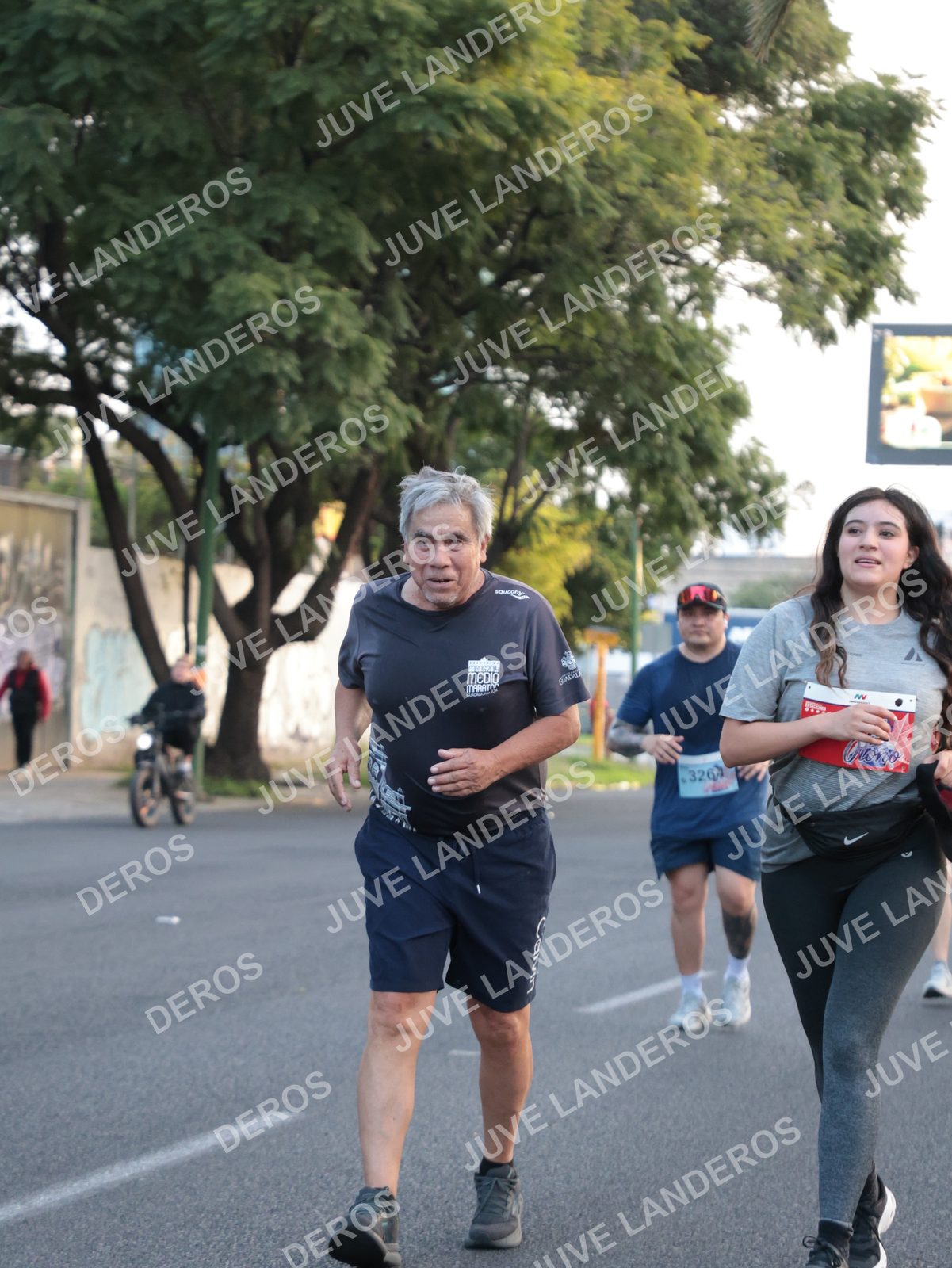 Foto del CIRCUITO DE LAS ESTACIONES OTOÑO GUADALAJARA en frente a Expo Guadalajara, Av. Mariano Otero 1499 a las 07:21