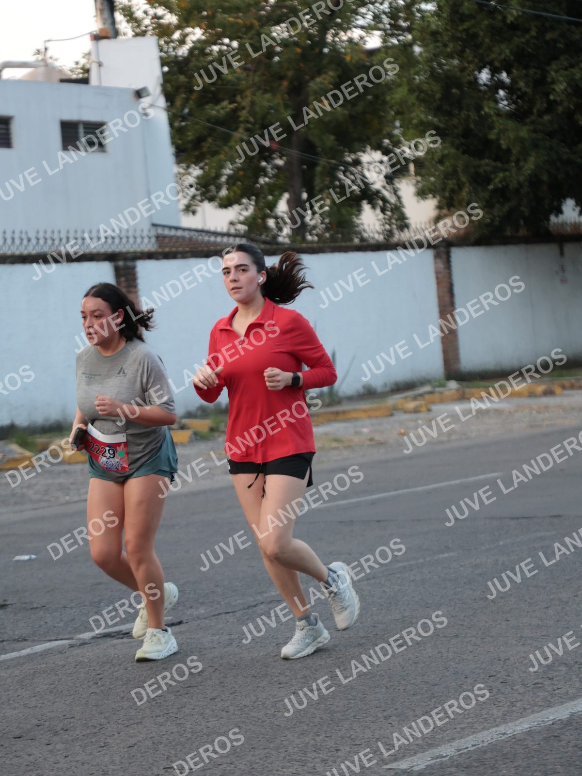 Foto del CIRCUITO DE LAS ESTACIONES OTOÑO GUADALAJARA en frente a Expo Guadalajara, Av. Mariano Otero 1499 a las 07:38 · dorsal 2229