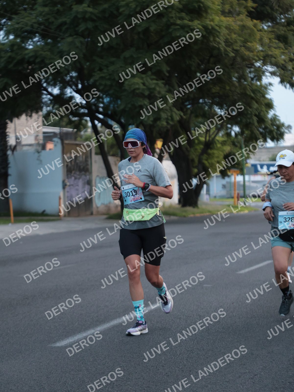 Foto del CIRCUITO DE LAS ESTACIONES OTOÑO GUADALAJARA en frente a Expo Guadalajara, Av. Mariano Otero 1499 a las 07:07 · dorsal 328, 3019