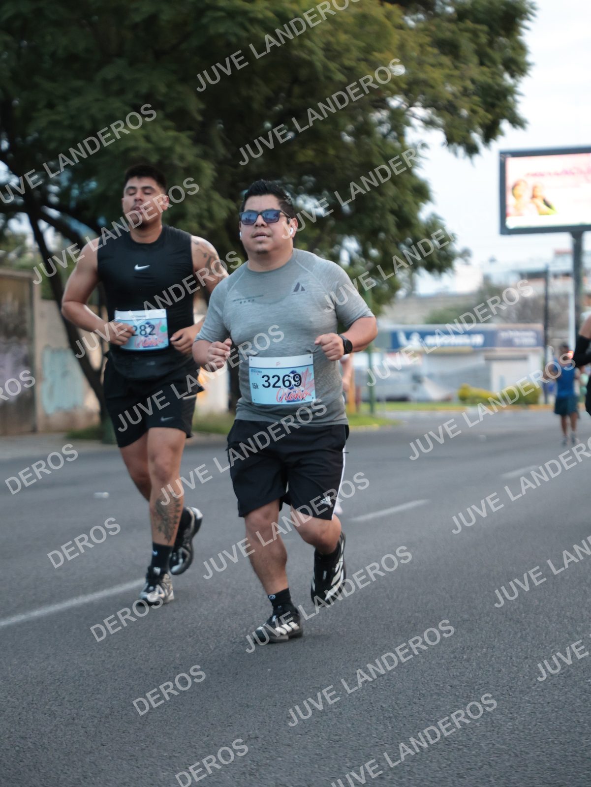 Foto del CIRCUITO DE LAS ESTACIONES OTOÑO GUADALAJARA en frente a Expo Guadalajara, Av. Mariano Otero 1499 a las 07:11 · dorsal 3269, 282