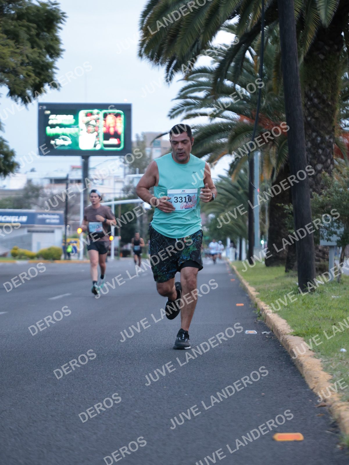 Foto del CIRCUITO DE LAS ESTACIONES OTOÑO GUADALAJARA en frente a Expo Guadalajara, Av. Mariano Otero 1499 a las 07:01 · dorsal 3316