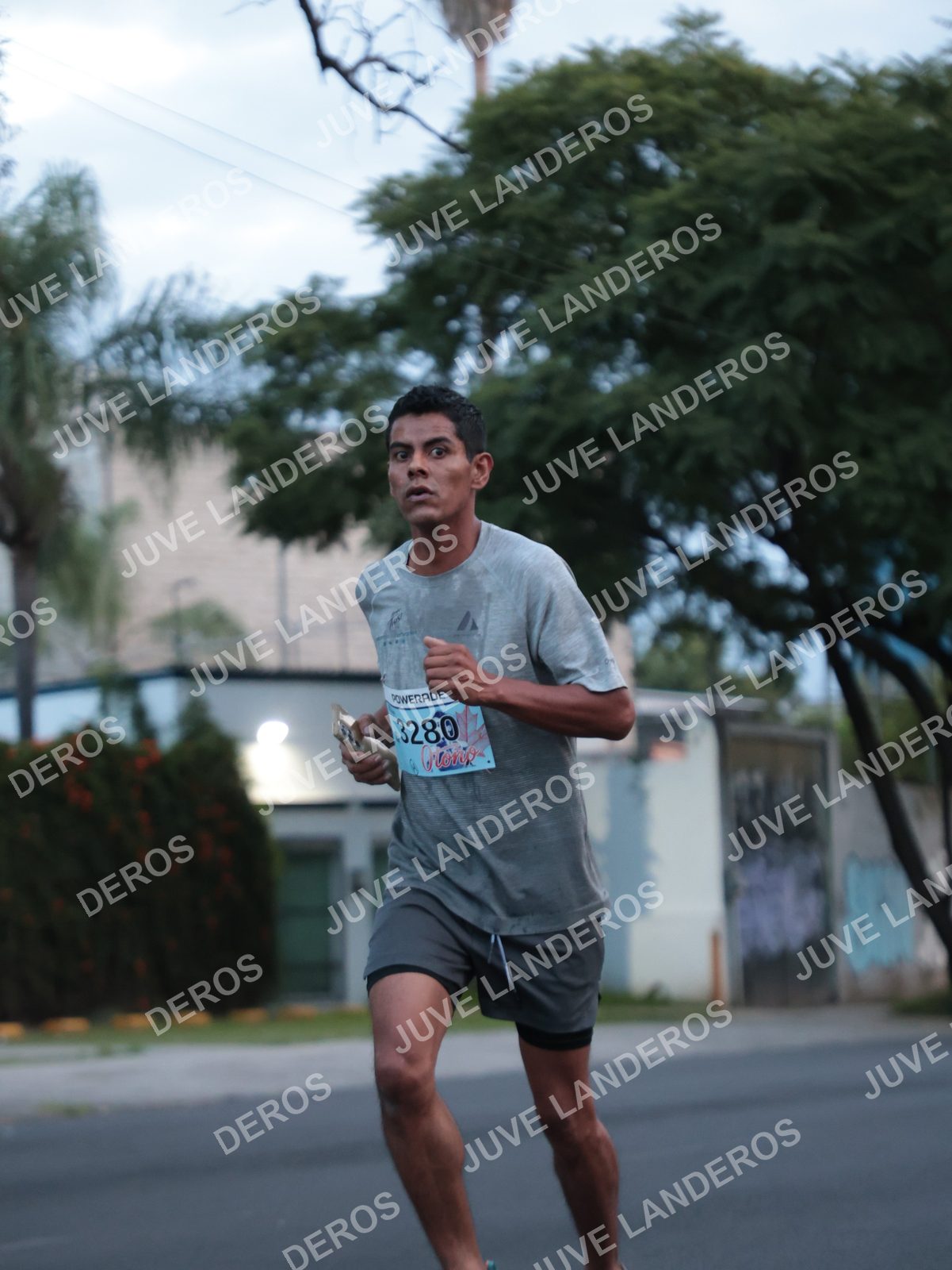 Foto del CIRCUITO DE LAS ESTACIONES OTOÑO GUADALAJARA en frente a Expo Guadalajara, Av. Mariano Otero 1499 a las 06:59