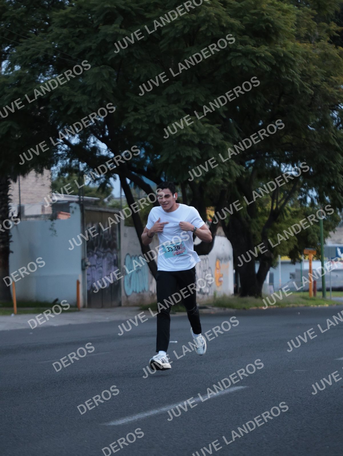 Foto del CIRCUITO DE LAS ESTACIONES OTOÑO GUADALAJARA en frente a Expo Guadalajara, Av. Mariano Otero 1499 a las 06:58 · dorsal 3336