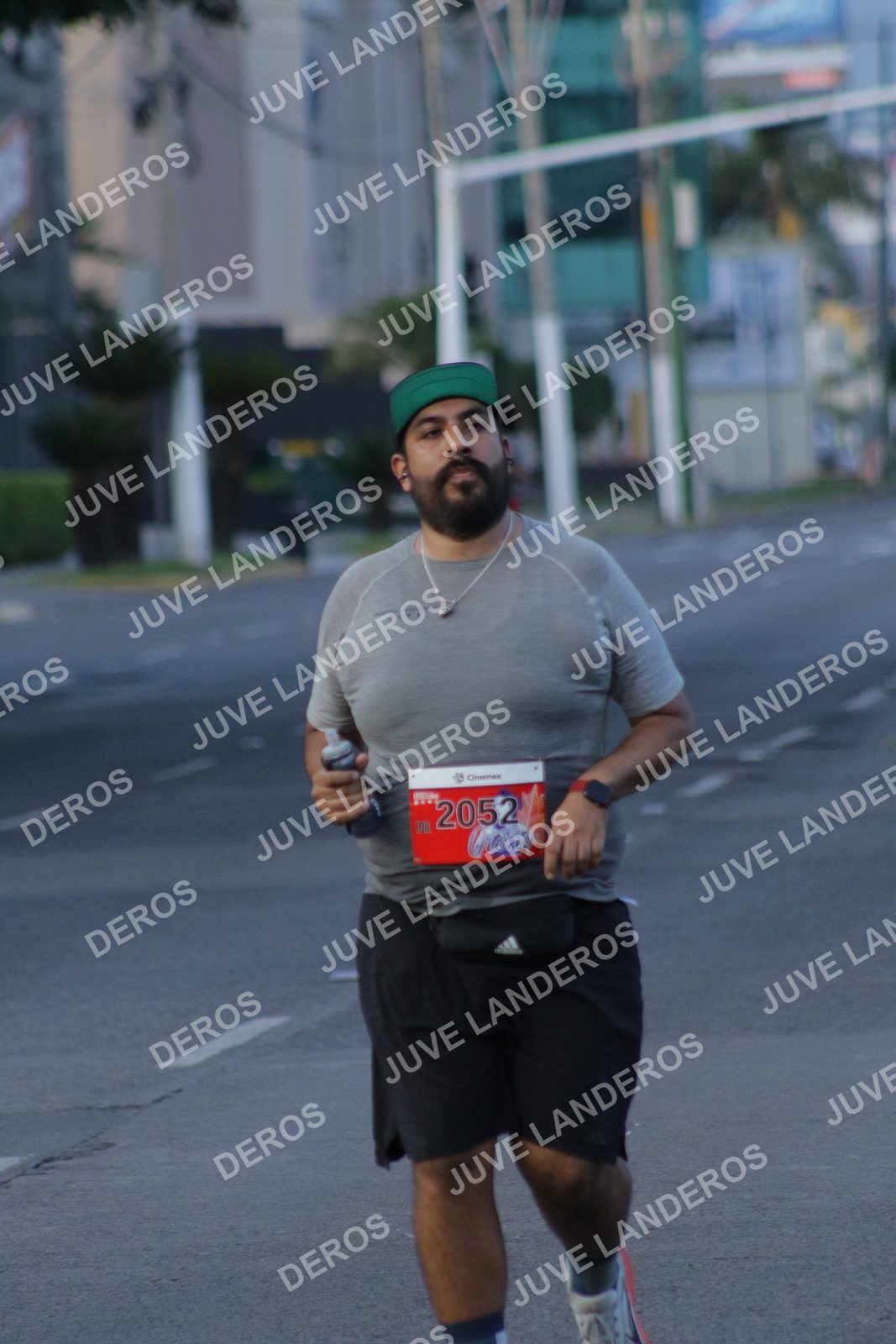 Foto del CIRCUITO DE LAS ESTACIONES OTOÑO GUADALAJARA en frente a Expo Guadalajara, Av. Mariano Otero 1499 a las 07:47 · dorsal 2052