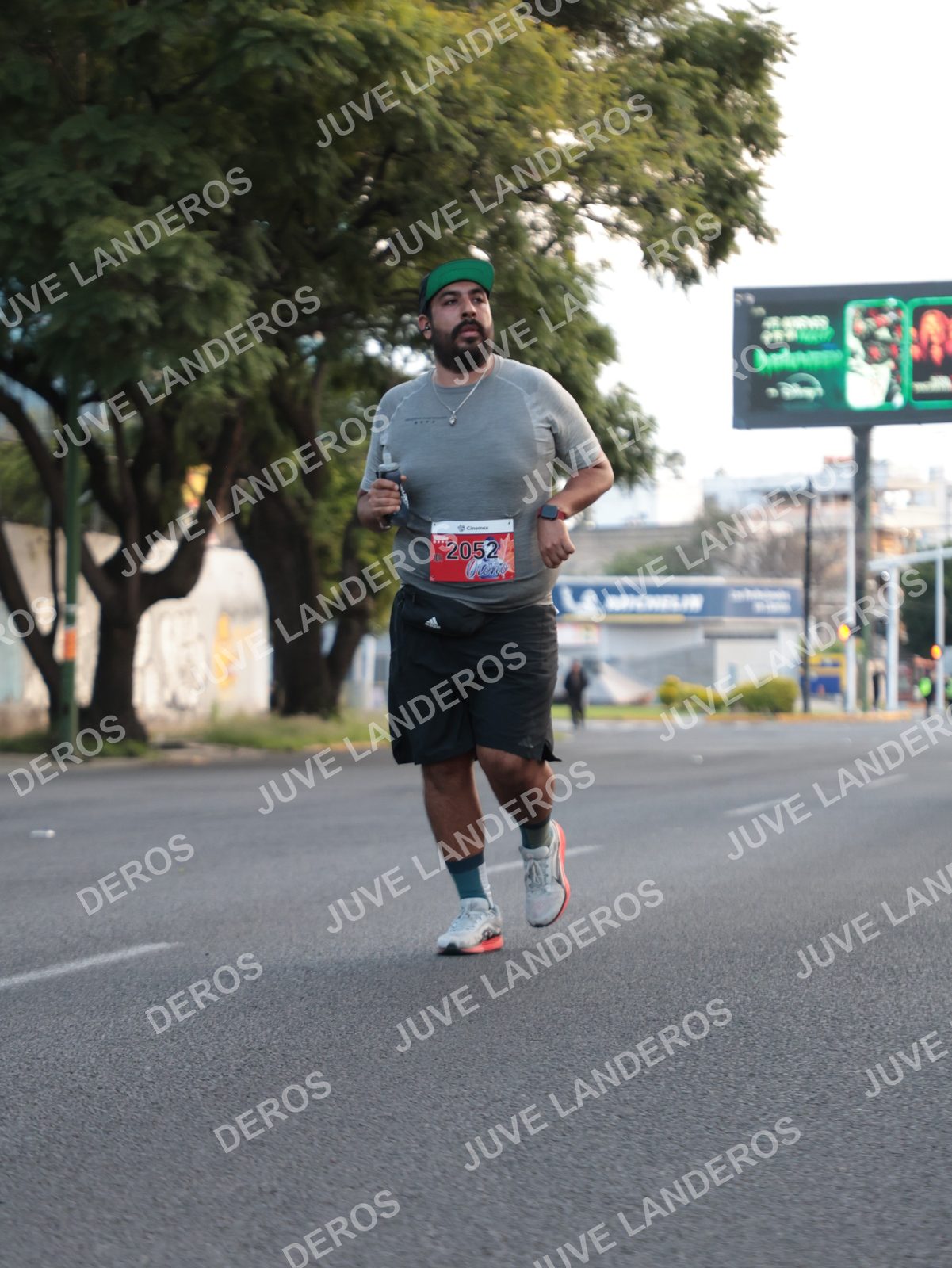 Foto del CIRCUITO DE LAS ESTACIONES OTOÑO GUADALAJARA en frente a Expo Guadalajara, Av. Mariano Otero 1499 a las 07:30 · dorsal 2052