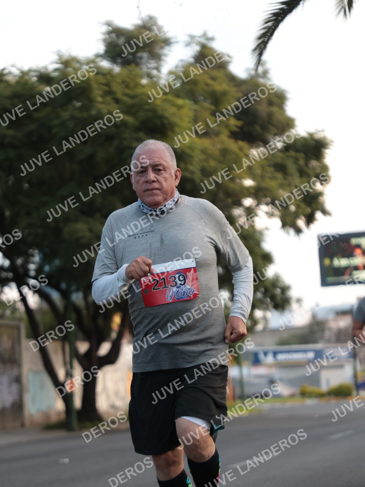 Foto del CIRCUITO DE LAS ESTACIONES OTOÑO GUADALAJARA en frente a Expo Guadalajara, Av. Mariano Otero 1499 a las 07:29 · dorsal 2139