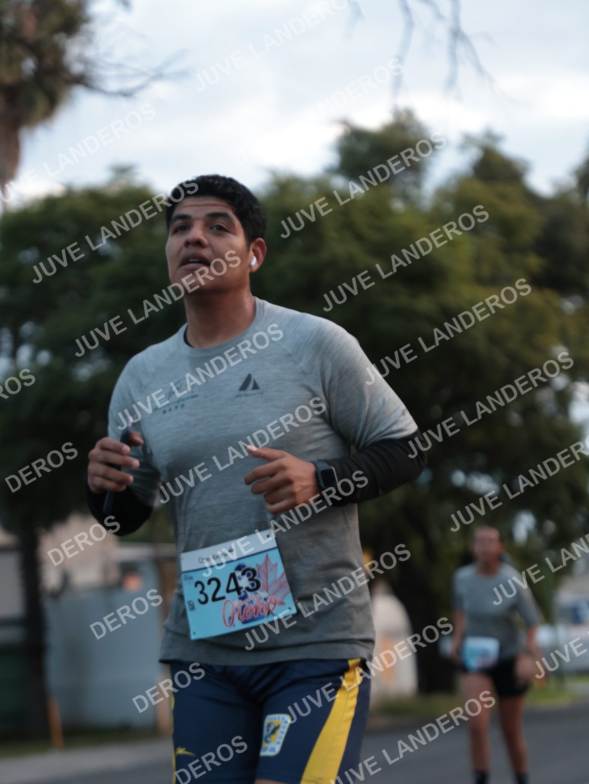 Foto del CIRCUITO DE LAS ESTACIONES OTOÑO GUADALAJARA en frente a Expo Guadalajara, Av. Mariano Otero 1499 a las 07:11 · dorsal 3243