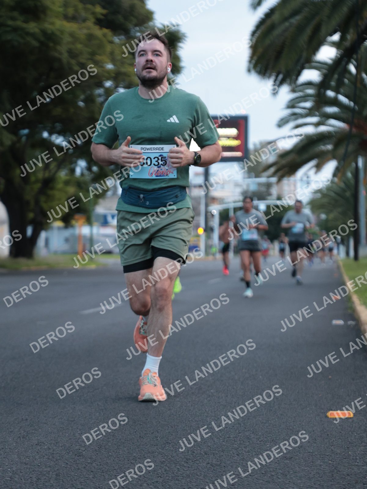 Foto del CIRCUITO DE LAS ESTACIONES OTOÑO GUADALAJARA en frente a Expo Guadalajara, Av. Mariano Otero 1499 a las 07:04 · dorsal 5035