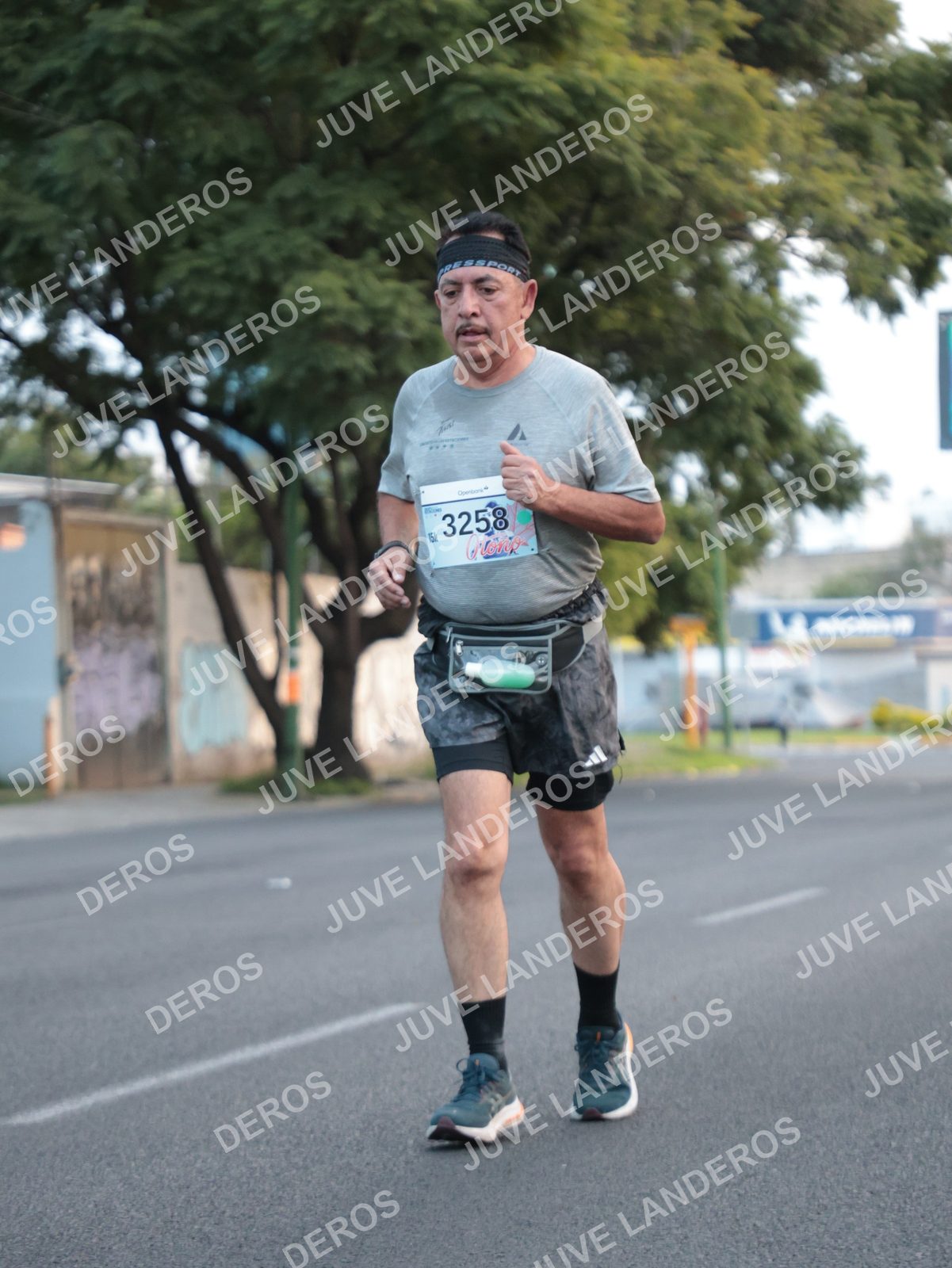 Foto del CIRCUITO DE LAS ESTACIONES OTOÑO GUADALAJARA en frente a Expo Guadalajara, Av. Mariano Otero 1499 a las 07:13 · dorsal 3258