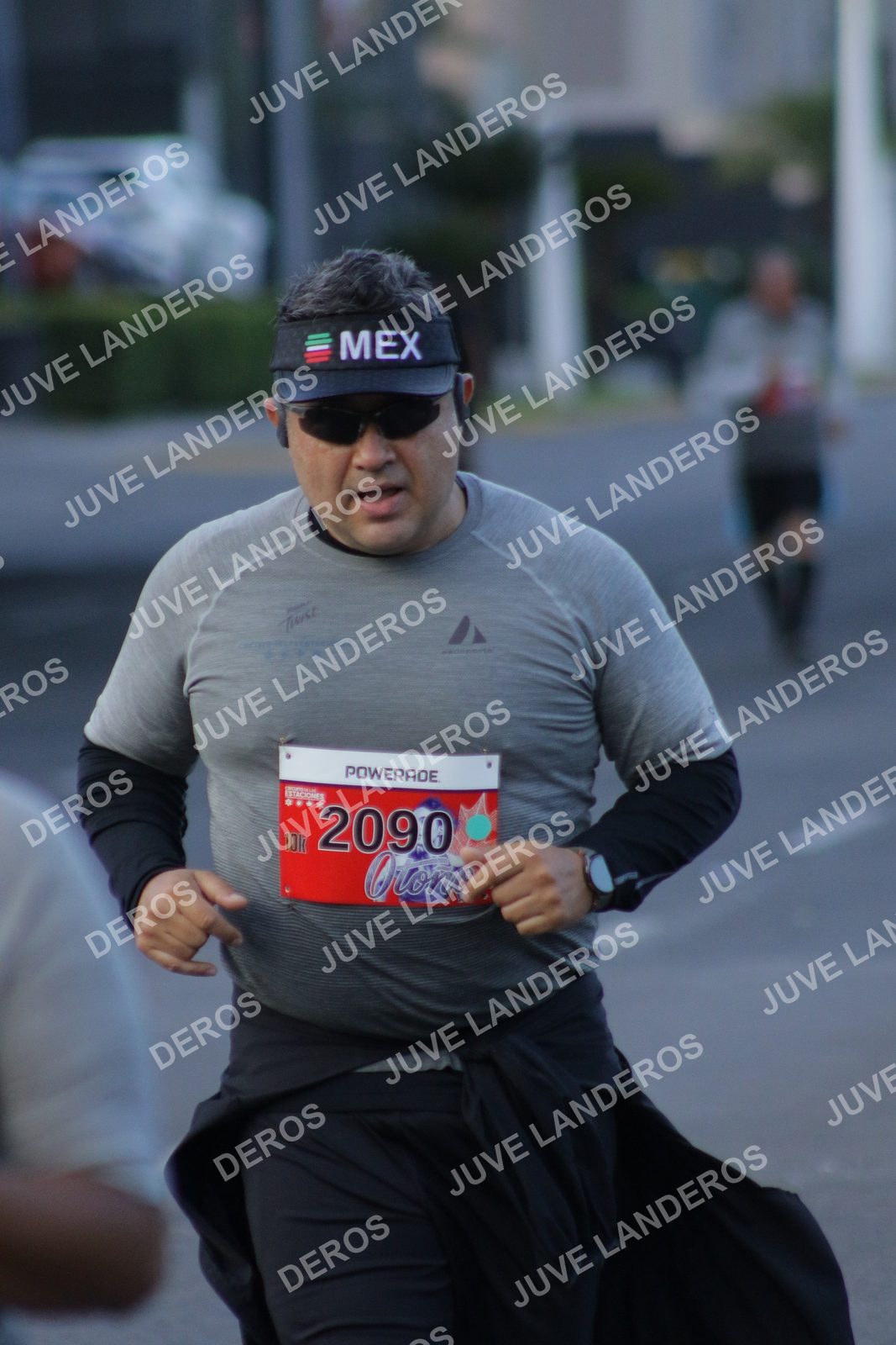 Foto del CIRCUITO DE LAS ESTACIONES OTOÑO GUADALAJARA en frente a Expo Guadalajara, Av. Mariano Otero 1499 a las 07:46 · dorsal 2090