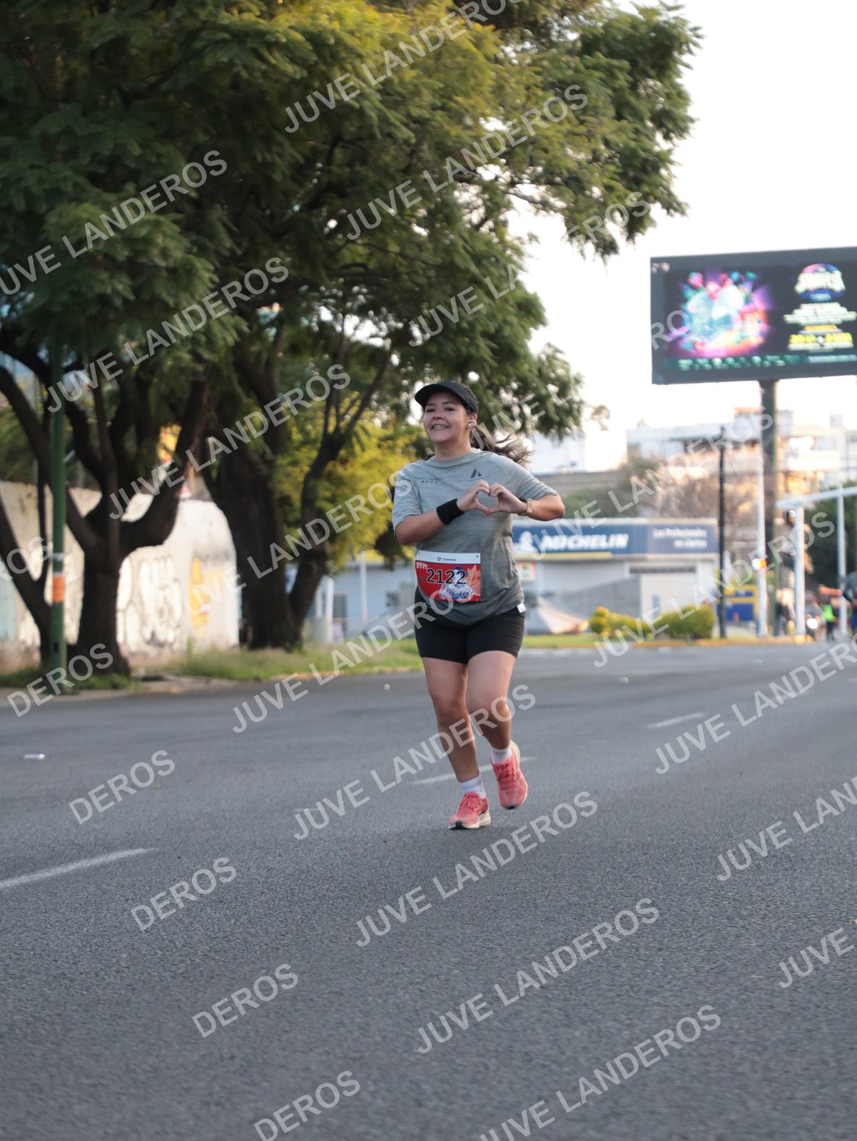 Foto del CIRCUITO DE LAS ESTACIONES OTOÑO GUADALAJARA en frente a Expo Guadalajara, Av. Mariano Otero 1499 a las 07:26 · dorsal 2122