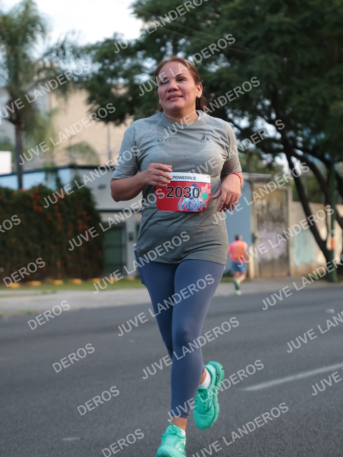 Foto del CIRCUITO DE LAS ESTACIONES OTOÑO GUADALAJARA en frente a Expo Guadalajara, Av. Mariano Otero 1499 a las 07:17 · dorsal 2030